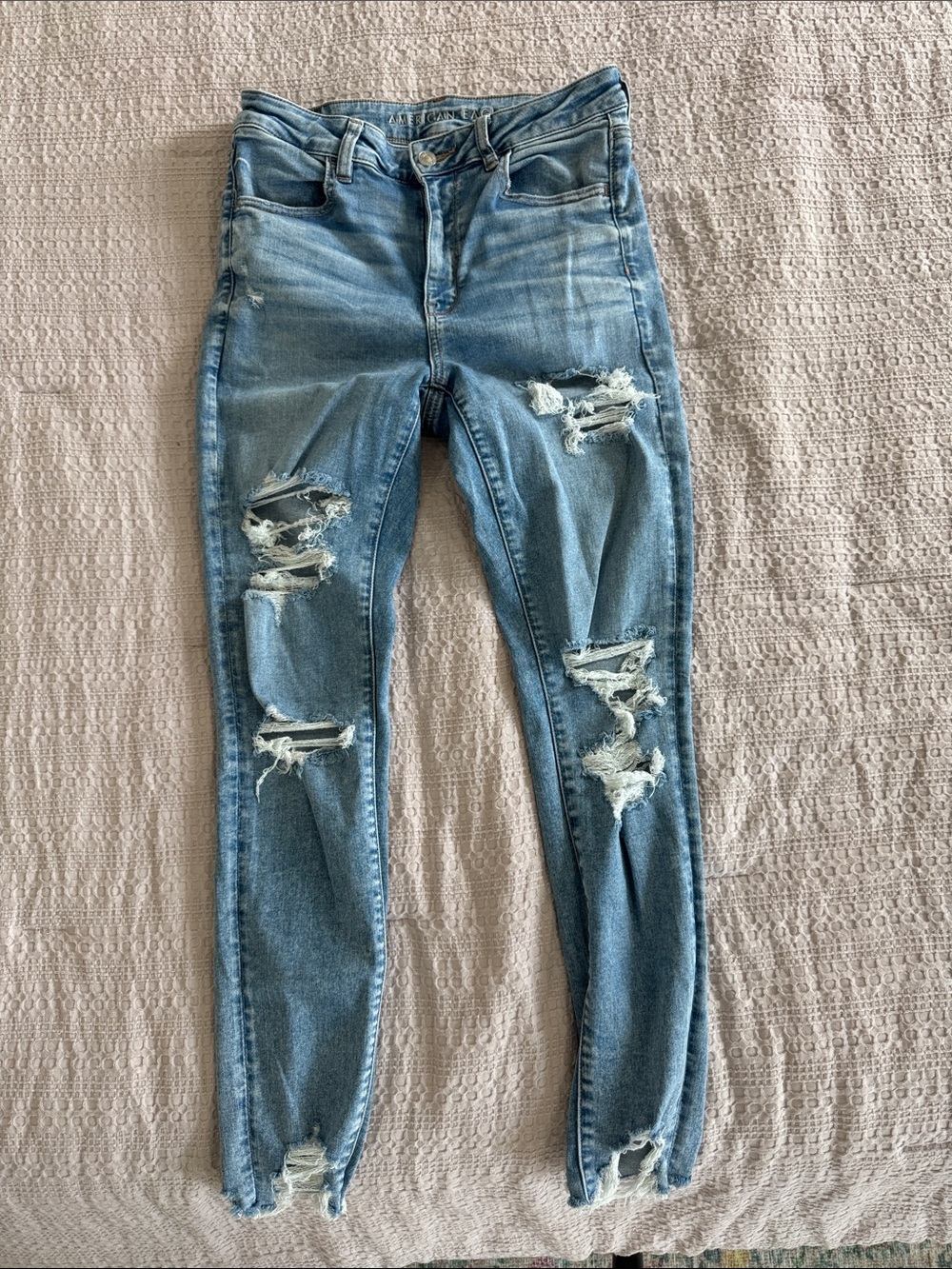 American Eagle Outfitters Light Blue Ripped Skinny Jeans